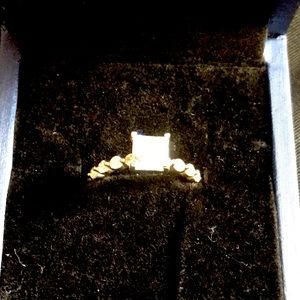 Sweetelove engagement ring